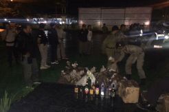 Penimbunan Miras, Pemuda Ini Kubur Ratusan Botol di Belakang Rumah