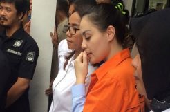Jennifer Dunn Sudah Setahun Berlangganan Sabu-sabu