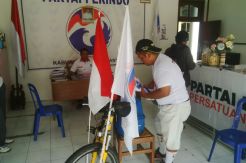 Demi Bertemu HT, Warga Karanganyar Rela Bersepeda Ontel ke Jakarta