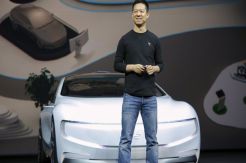 Kumpulkan Duit di AS, Pendiri LeEco Tolak Kembali ke China