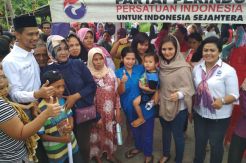 Kartini Perindo Kembali Bagikan 300 Paket Beras di Bogor