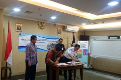 Kemenhub Teken Kontrak Pembiayaan Rp1,3 Triliun untuk KAI