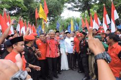 Dokumen Pendaftaran Pilgub Ganjar-Yasin Dinyatakan Lengkap