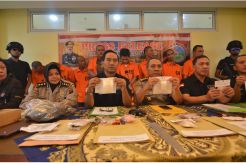 Lawan Pakai Pisau Bandar Sabu Ditembak Polisi