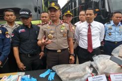 Angkut 78 Ton Sampah Karung B3, Lima Sopir Diamankan Polisi