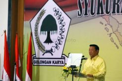 Agung Laksono Tolak Jadi Saksi Meringankan Fredrich Yunadi
