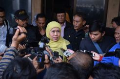 Khofifah Minta Pendukungnya Tak Menanggapi Kampanye Hitam
