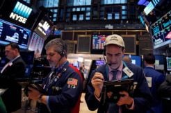 Wall Street Menguat Usai Trump Mengakhiri Government Shutdown