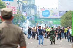 Bentrok Ormas, Pelayanan Pemkot Bekasi Lumpuh