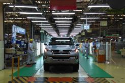 Ekspor ke Vietnam Terhenti, Industri Automotif Berpotensi Rugi Rp3 Triliun