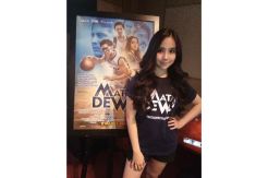 Agatha Chelsea Senang...