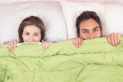 5 Sensasi Posisi Bercinta...