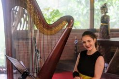 Diplomasi Serbia-RI lewat Petikan Harpa dan Alunan Kecapi Suling
