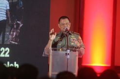 Jenderal Gatot Nurmantyo...