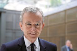Aset CEO Louis Vuitton:...
