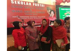 Di Sekolah Partai, Puti dan Risma Perdalam Diskusi Agenda Pembangunan Jatim