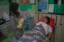 Bayi Ini Lahir Saat Gerhana Bulan Total