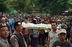 Ratusan Pemandu Wisata Gua Pindul Gelar Aksi Protes