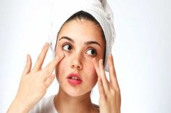 4 Scrub dari Bahan Alami untuk Atasi Masalah Kulit Kering