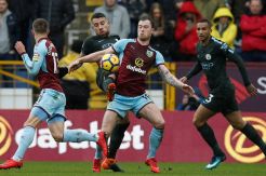 Burnley Paksa Manchester City Berbagi Poin