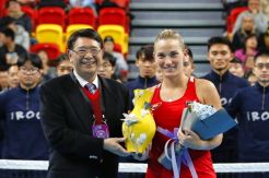 Timea Babos Ngaku Telat Panas saat Bekuk Kozlova di Final