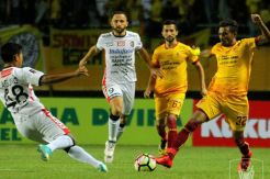 Diwarnai Mati Lampu, Bali United Imbangi Sriwijaya FC