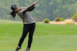 Pegolf Wanita Indonesia...