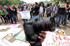 Bagir Manan Minta Pasal yang Ganggu Kebebasan Pers Ditiadakan