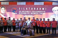 Cerita Kedekatan Megawati-Mbah Moen di Balik Duet Ganjar-Yasin