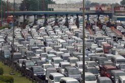 Kendaraan Barang Sumbu Tiga ke Atas Diminta Gunakan Jalan Arteri