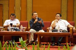 Rindu Jaga Elektabilitas, Asyik Genjot Popularitas