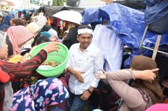 Dedi Mulyadi Kunjungi Indramayu, Warga Curhat Beras Mahal