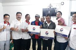 Sejahterakan Masyarakat, Perindo Jakut Bagikan Gerobak ke Pedagang