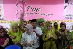 Istri Pasangan Eramas Bikin Anggota PWM Terpukau
