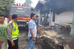 14 Rumah di Pancur Batu Terbakar, Seorang Warga Kritis Luka Bakar