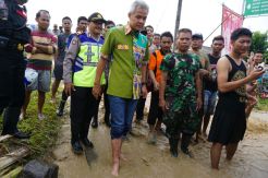 Cuti Kampanye, Ganjar Aktif Monitor Penanganan Longsor Brebes
