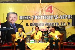 Ketua DPR Janji Perjuangkan Nasib Guru Tidak Tetap dan Honorer