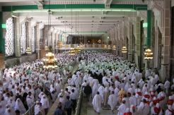 Saudi Protes Pembacaan...