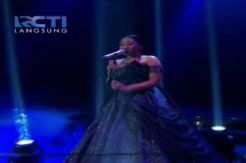 Lagu Never Enough Buat Maria Dapatkan Aura Bintang