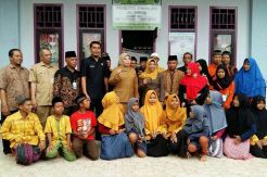 Bupati Kobar Nurhidayah...