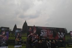 Boyzone dan Diana Krall...