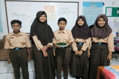 Terakhir Sekolah, Siswi Korban Longsor Sempat Serahkan Tugas