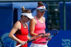 Bermain Ganda, Halep...