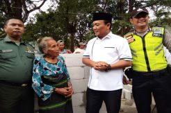Setelah Hidup Menggelandang Nenek Tarsem Dapat Rumah Baru