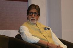 Syuting Film, Amitabh...