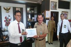 Bupati dan Wakil Bupati Pasangkayu Laporkan SPT Tahunan