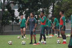 Tantang Singapura, Garuda...