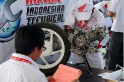 Santri Diberi Ilmu Utak-Atik...
