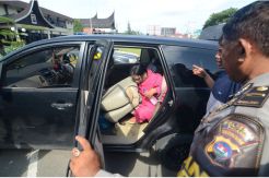 Pelarian Komplotan Ibu-ibu Pencuri Pakaian Ini Berakhir di Tangan Massa