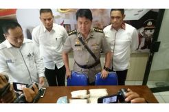 Penyelundupan 3 Kg Sabu dan 4.950 Butir Ekstasi Lewat Bandara SMB II Digagalkan